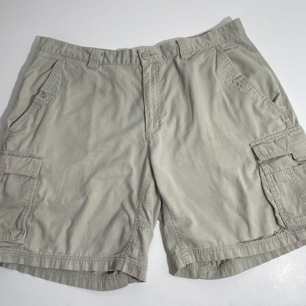Columbia Men's Outdoors Cargo shorts Khaki Size 38